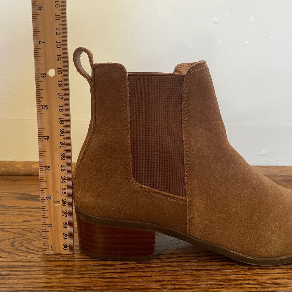 Steve Madden Dover ankle Chelsea boots bootie Leather Suede Neutral Pull On Work - Picture 12 of 13